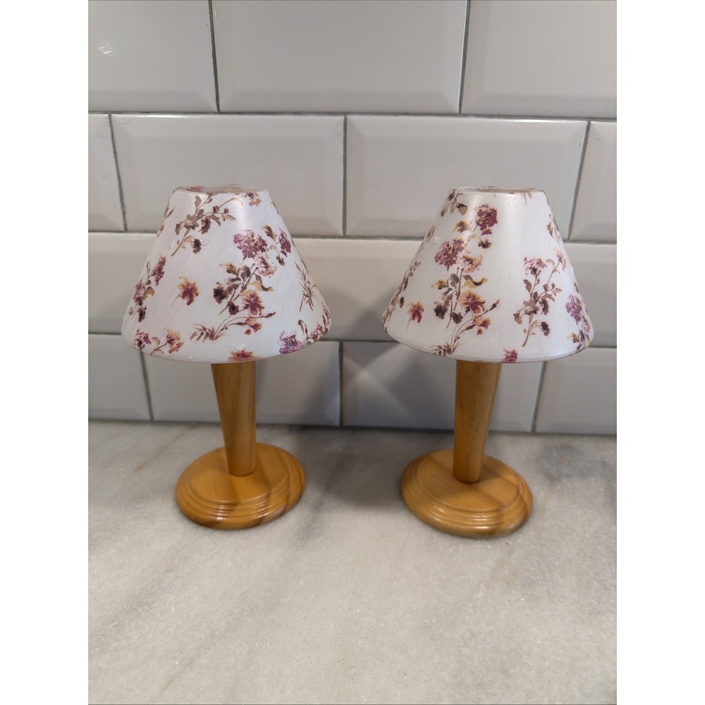 Set Of 2 Adorable Tea Light Lamps With Floral Glass Shades